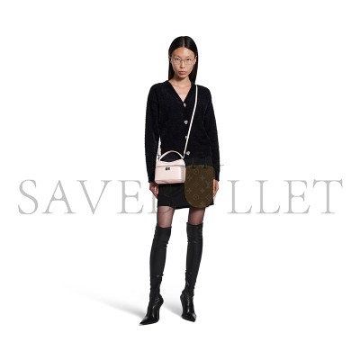 BALENCIAGA WOMEN'S RODEO VANITY IN SUEDE PINK 8455942AA4U5831 (18*12.9*8.3cm) BALENCIAGA WOMEN'S RODEO VANITY IN SUEDE PINK 8455942AA4U5831 (18*12.9*8.3cm)