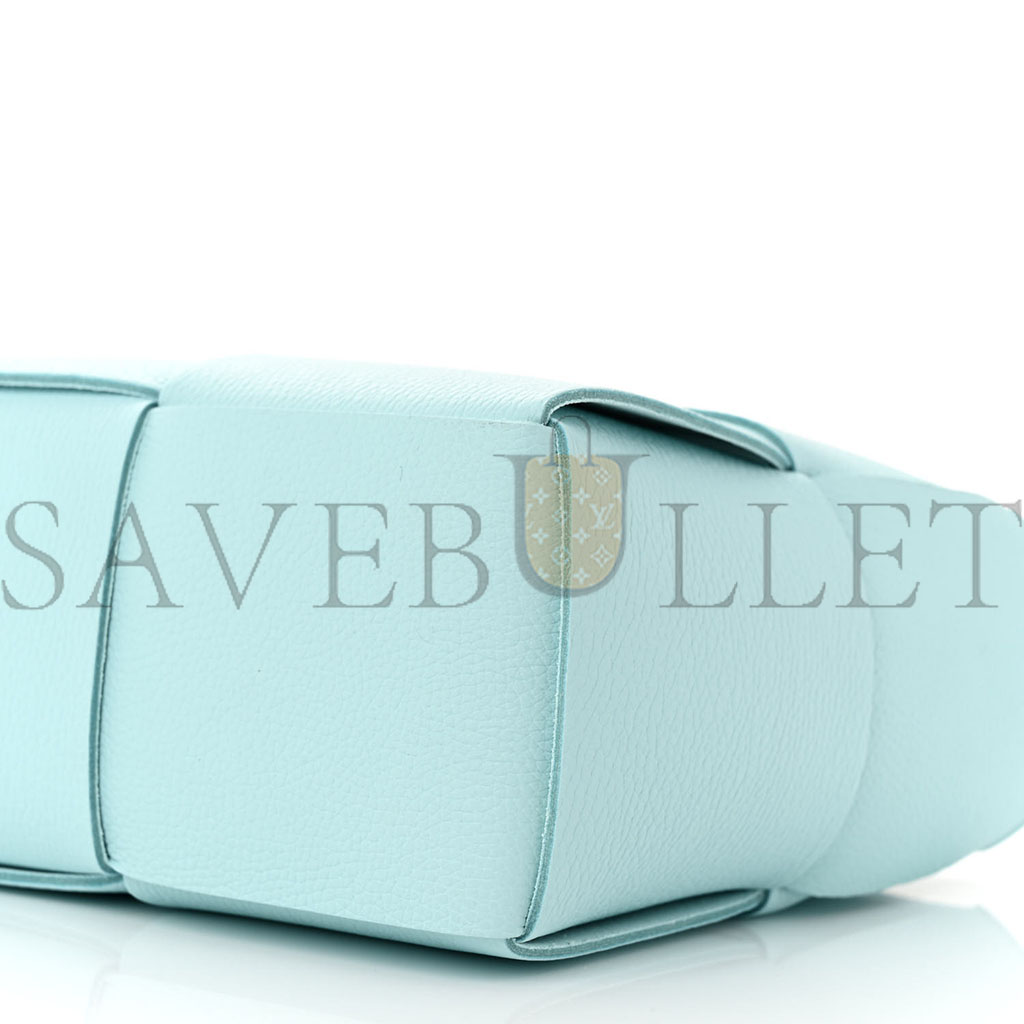 BOTTEGA VENETA GRAINED CALFSKIN MAXI INTRECCIATO MINI ARCO TOTE PALE BLUE (25*17*8cm)