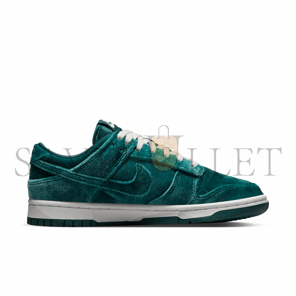 NIKE DUNK LOW GREEN VELVET DZ5224-300